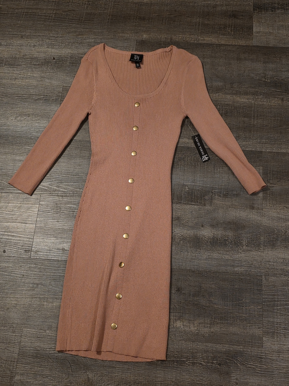 Derek Heart Ribbed Button-Front Midi Dress in Mauve Pink